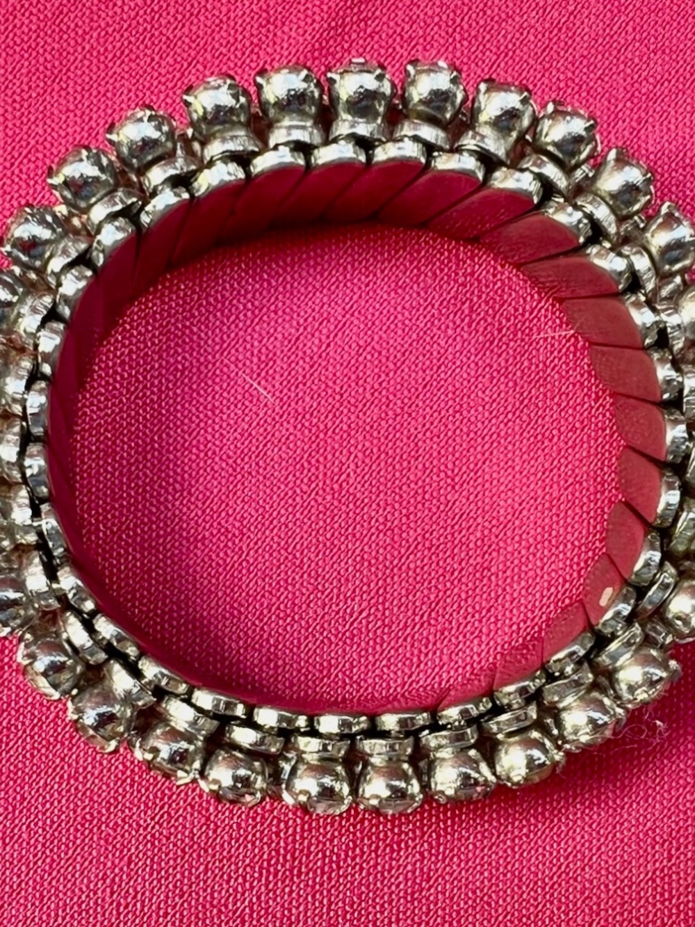 Vintage Rhinestone Stretch Bracelet Three Rows Unsigned - Picture 3 of 3